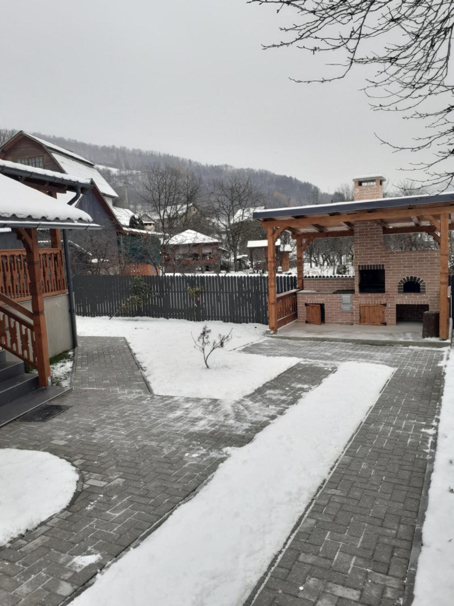 Casa Edy Βίλα Vişeu de Sus Εξωτερικό φωτογραφία